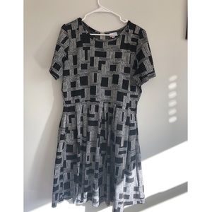 Lulu Roe Dress